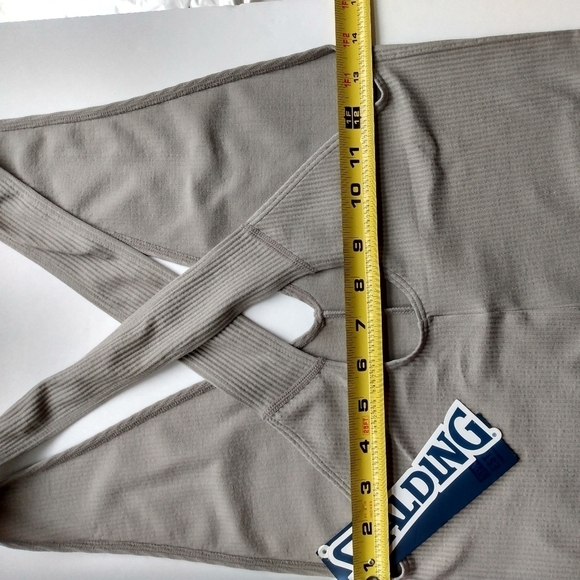 SPALDING OPAL GREY PLUNGE V-NECK SEAMLESS CROSS BACK CUT OUT BODYSUIT NWT - Picture 10 of 12